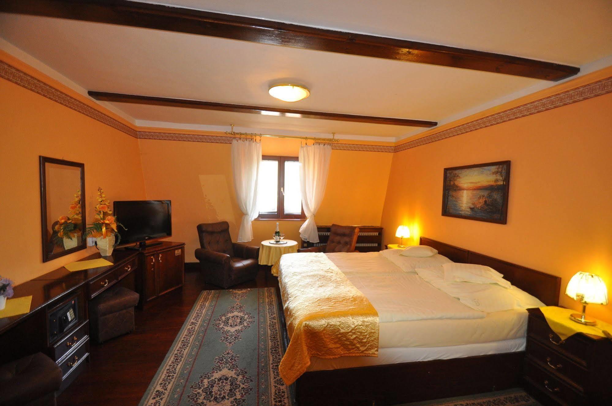Garni -Hotel Barbakan Levoca Ngoại thất bức ảnh